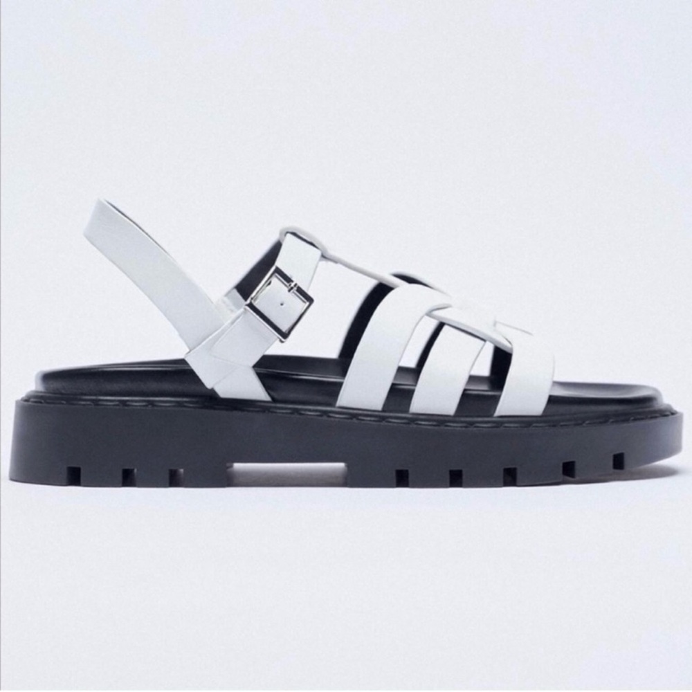 ZARA FLAT LEATHER CAGE SANDALS WITH TRACK SOLE. GENUINE LEATHER. 7,5 EU 38 size.